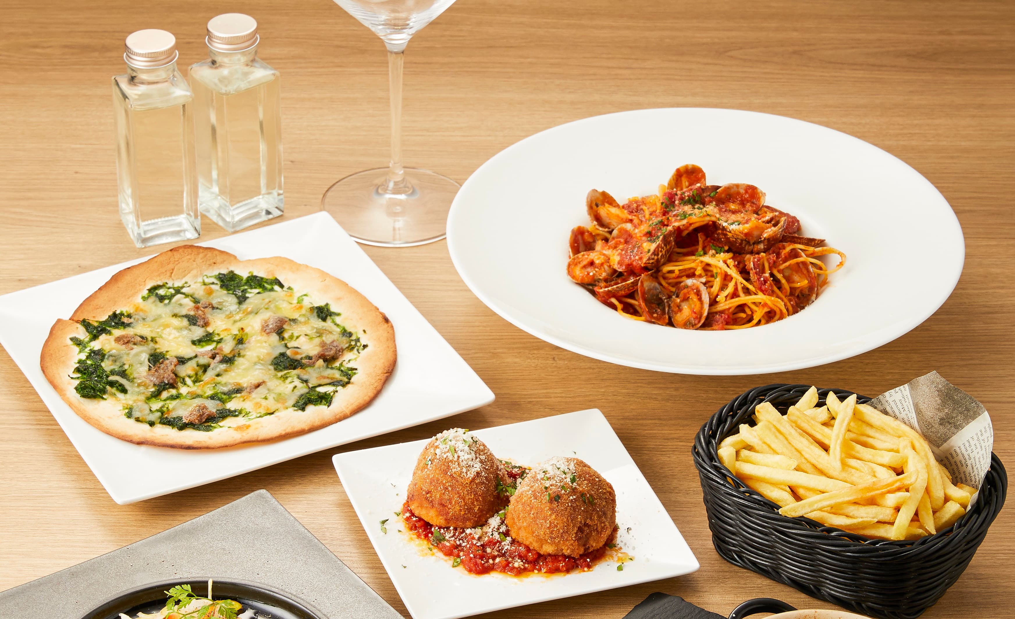 「日本酒プレミアムラウンジ 一献風月by PERIE CHIBA」×「Uber Eats」本格イタリアン、千葉の日本酒のデリバリーサービスを5/26より開始!